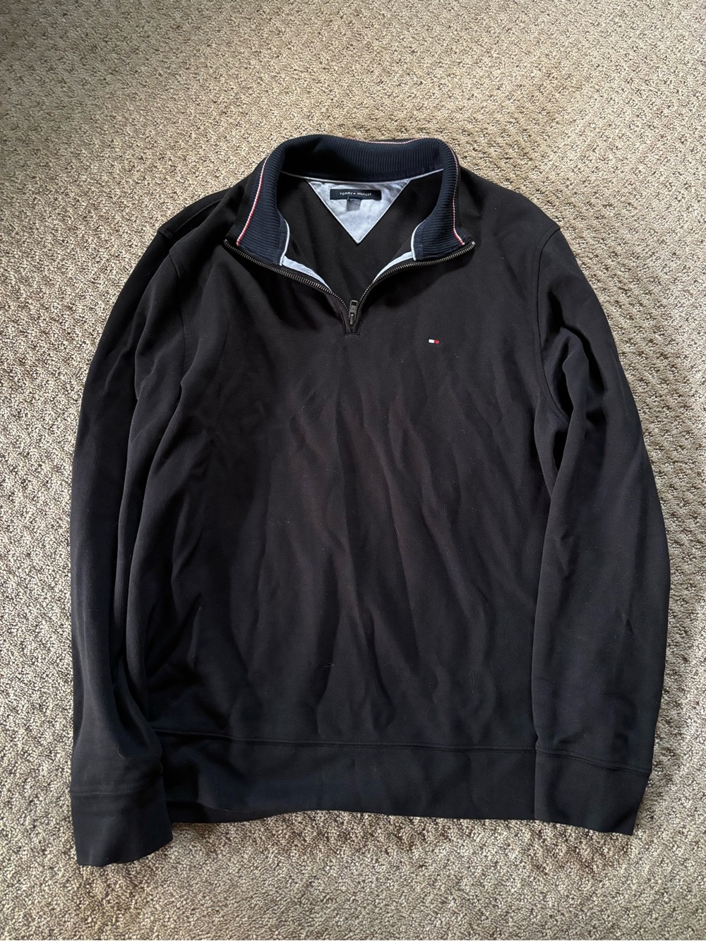 Tommy Hilfiger Men’s Quarter Zip Sweatshirt